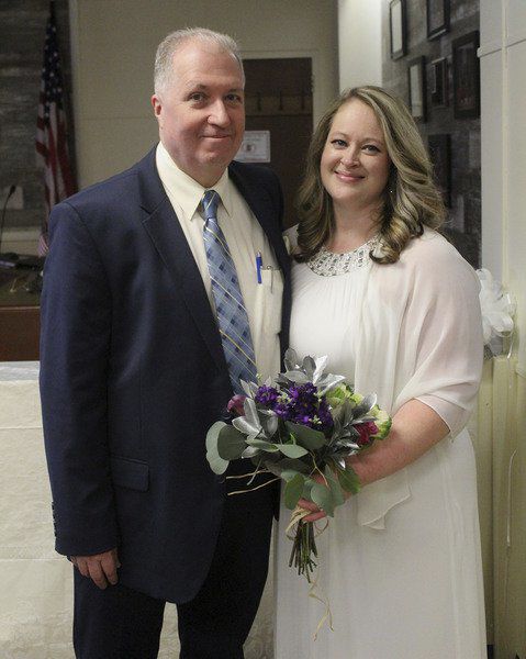 'A beautiful time' Mayor weds couple at city hall ceremony